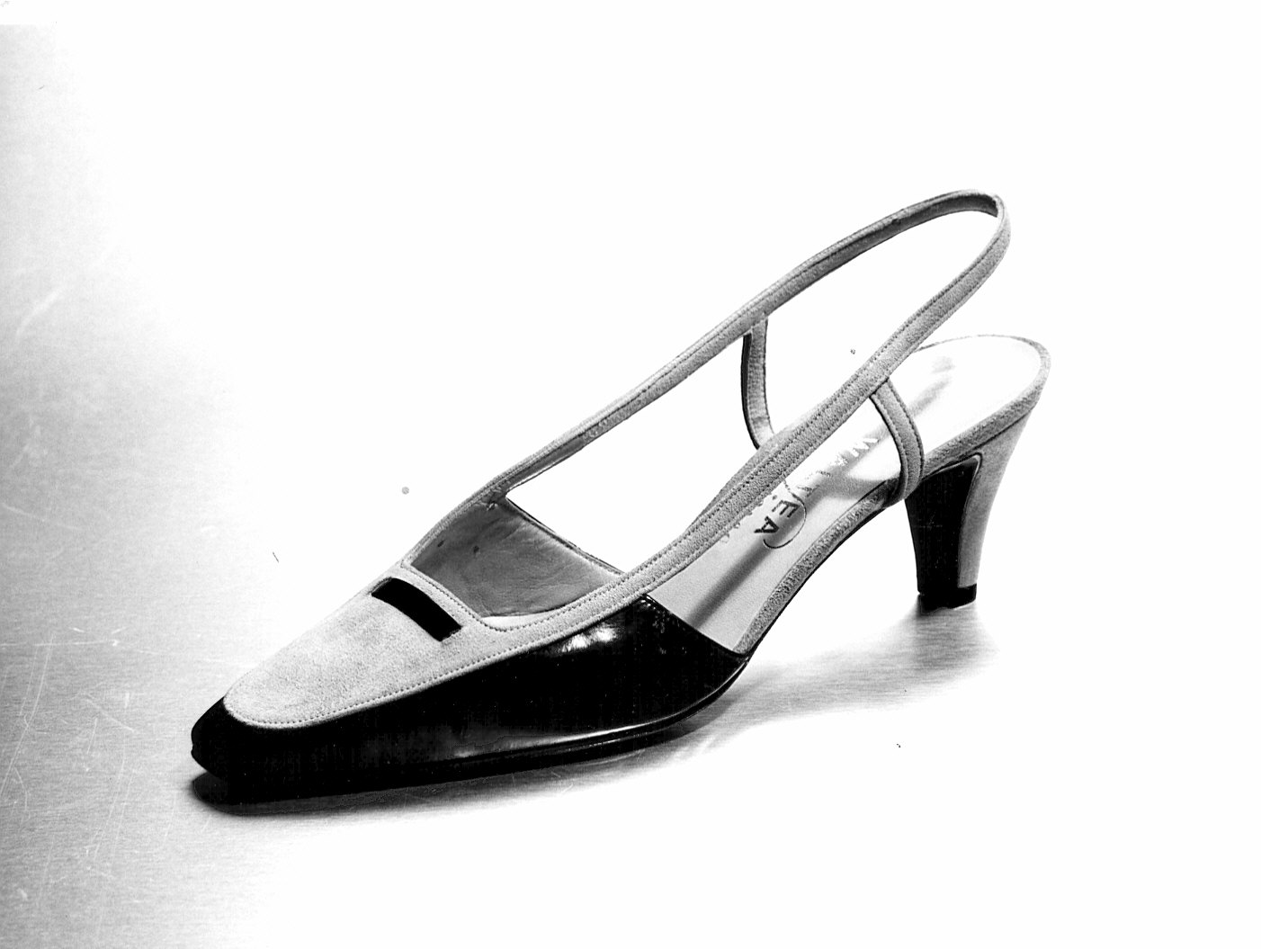 Non rilevato (scarpa) - produzione (1952)