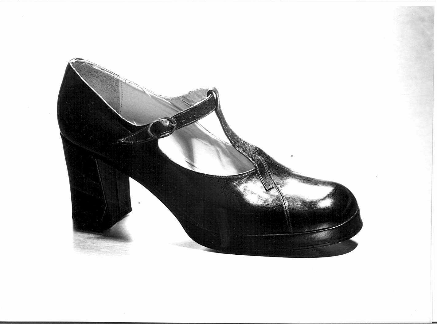 Non rilevato (scarpa) - produzione (1970)