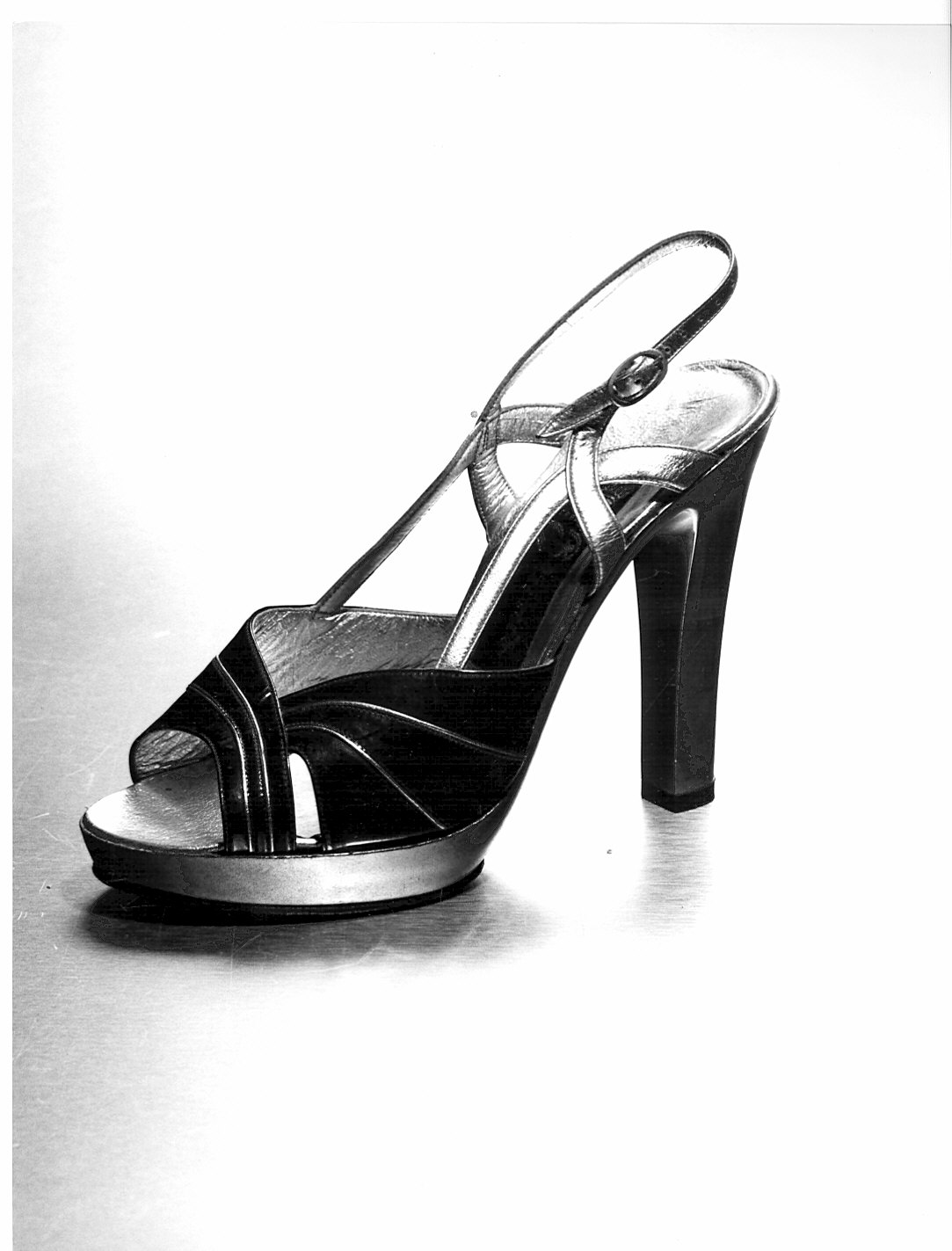 Non rilevato (scarpa) - produzione (1968)