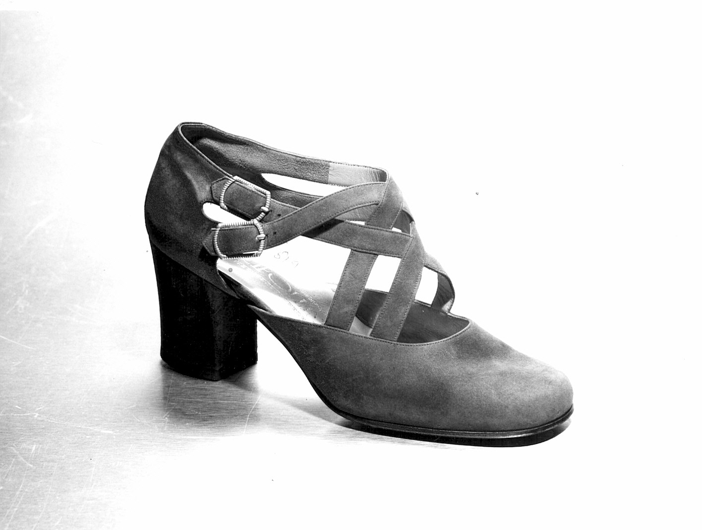 Non rilevato (scarpa) - produzione (1970)