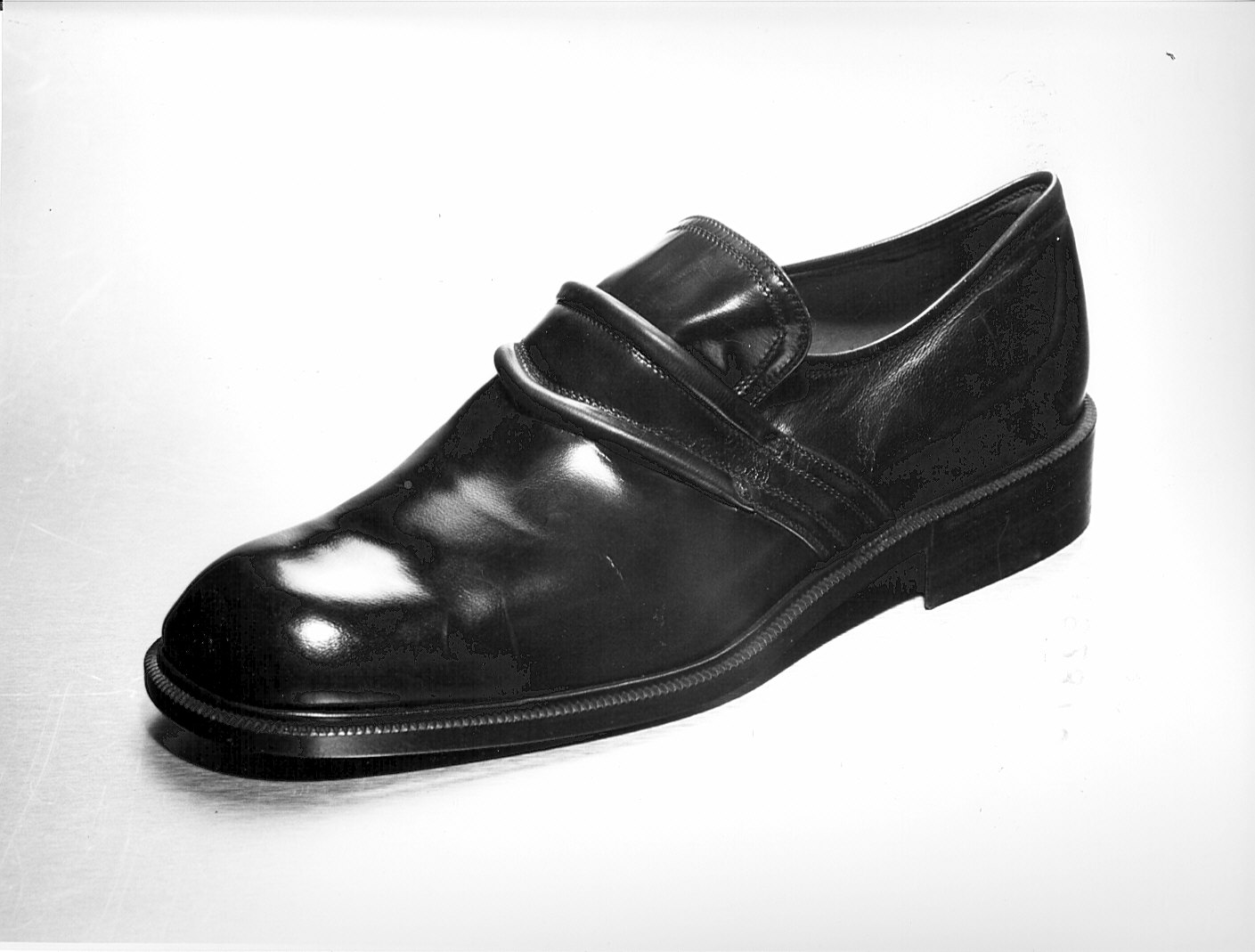 Non rilevato (scarpa) - manifattura (1970)