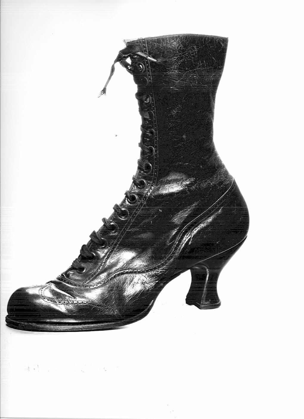 Non rilevato (scarpa) - produzione (1905)