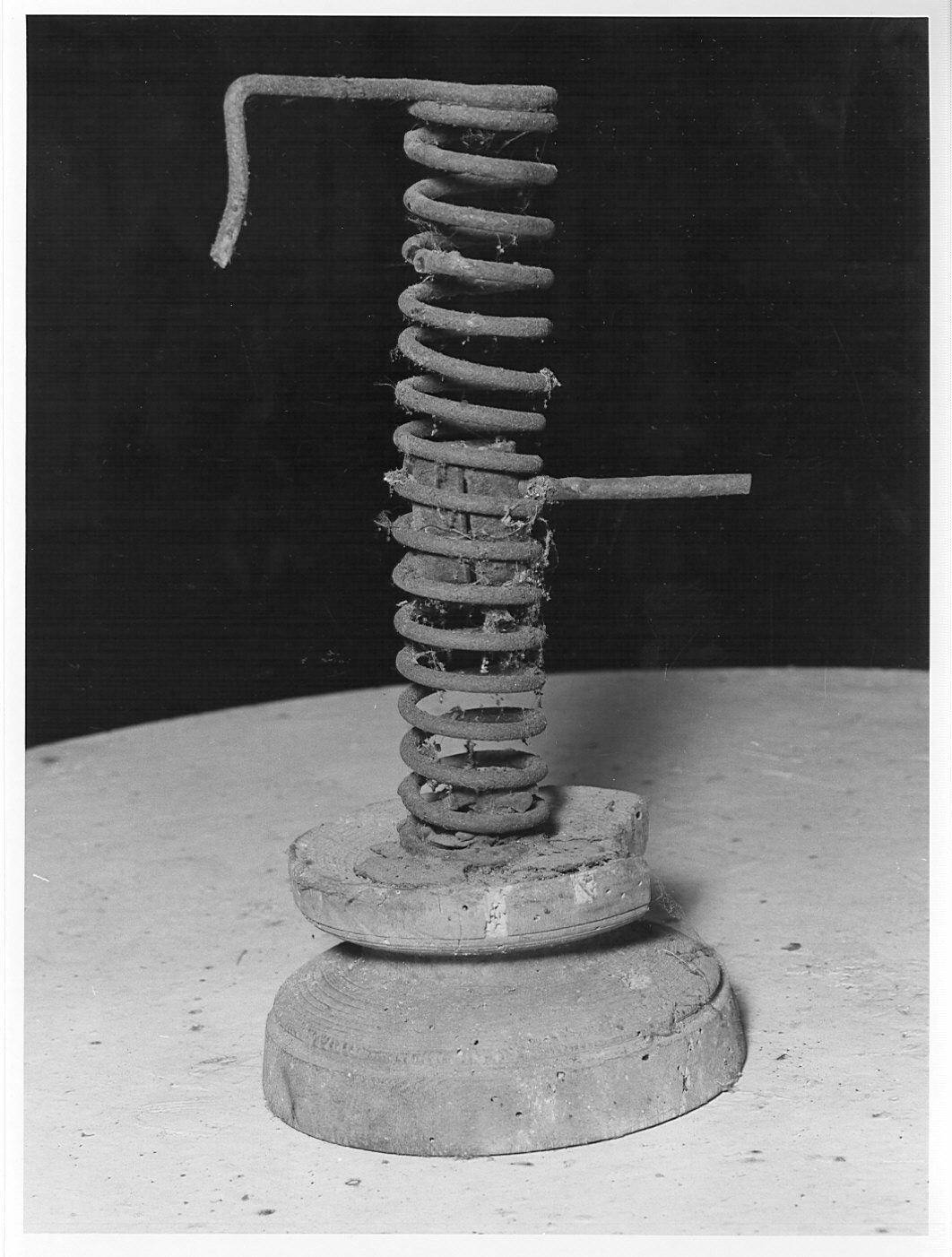 Non rilevato (portacandele) - bottega lombarda (sec. XX)