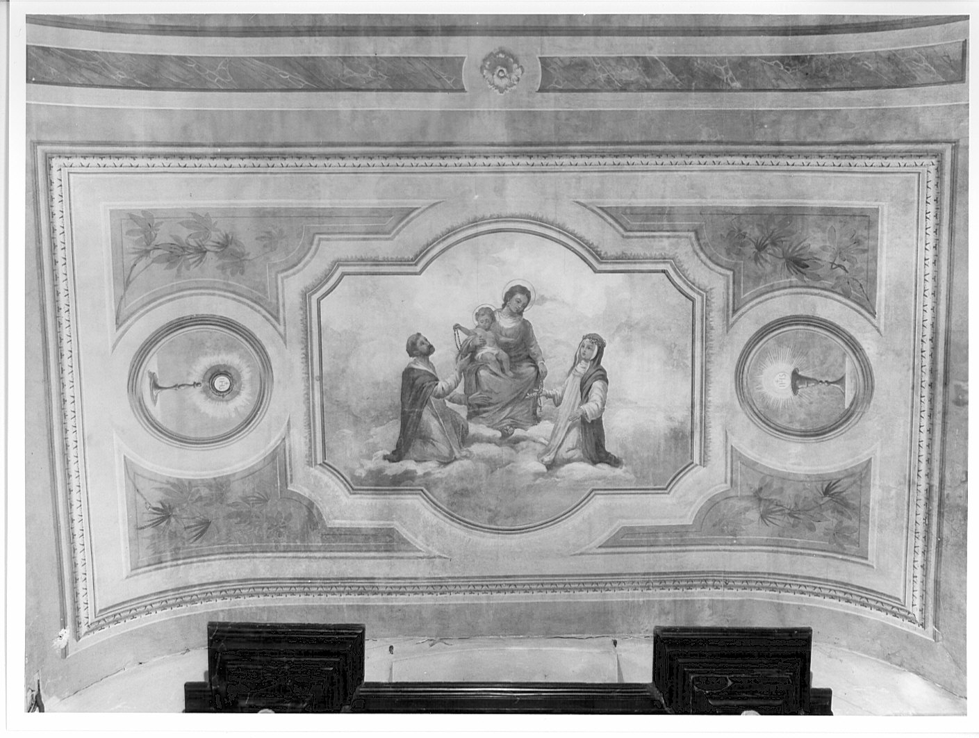 Madonna del Rosario (dipinto murale) - ambito lombardo (prima metà sec. XIX)