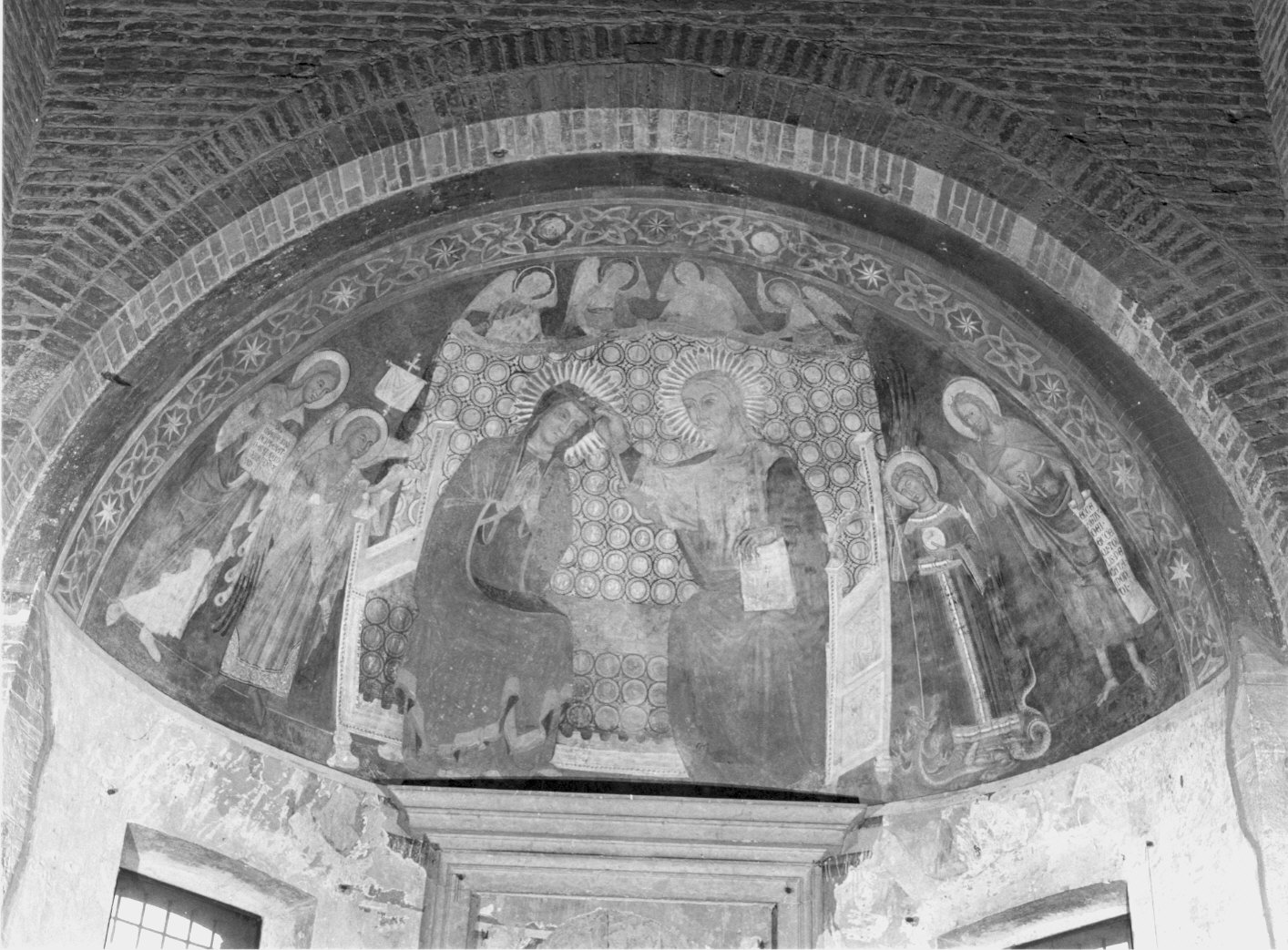 incoronazione di Maria Vergine tra santi e profeti (dipinto murale, complesso decorativo) - ambito lombado (prima metà sec. XIV)