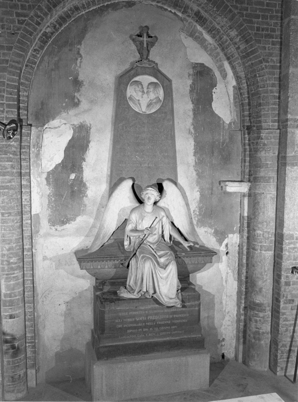 monumento funebre - bottega lombarda (terzo quarto sec. XIX)