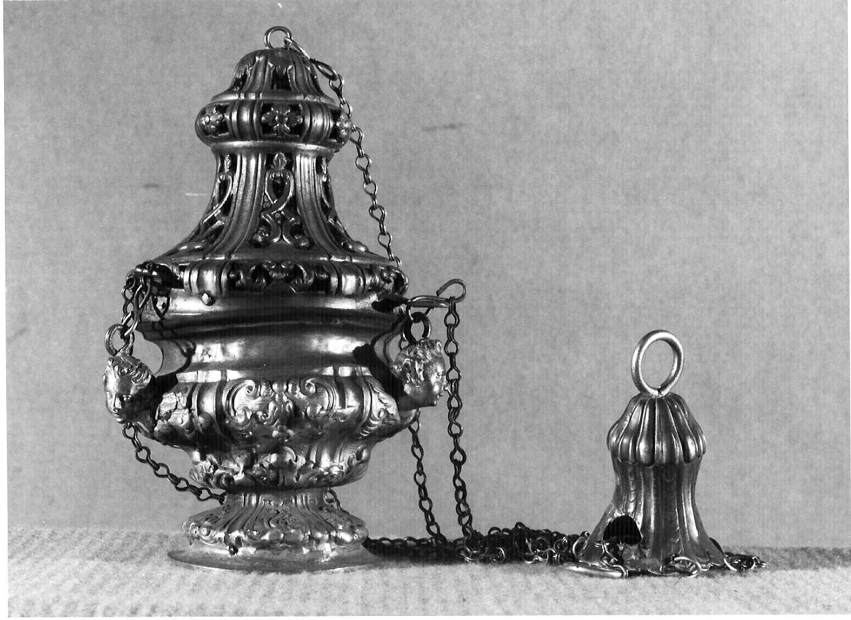 turibolo - a vaso fiammeggiante, opera isolata - bottega lombarda (sec. XVIII)