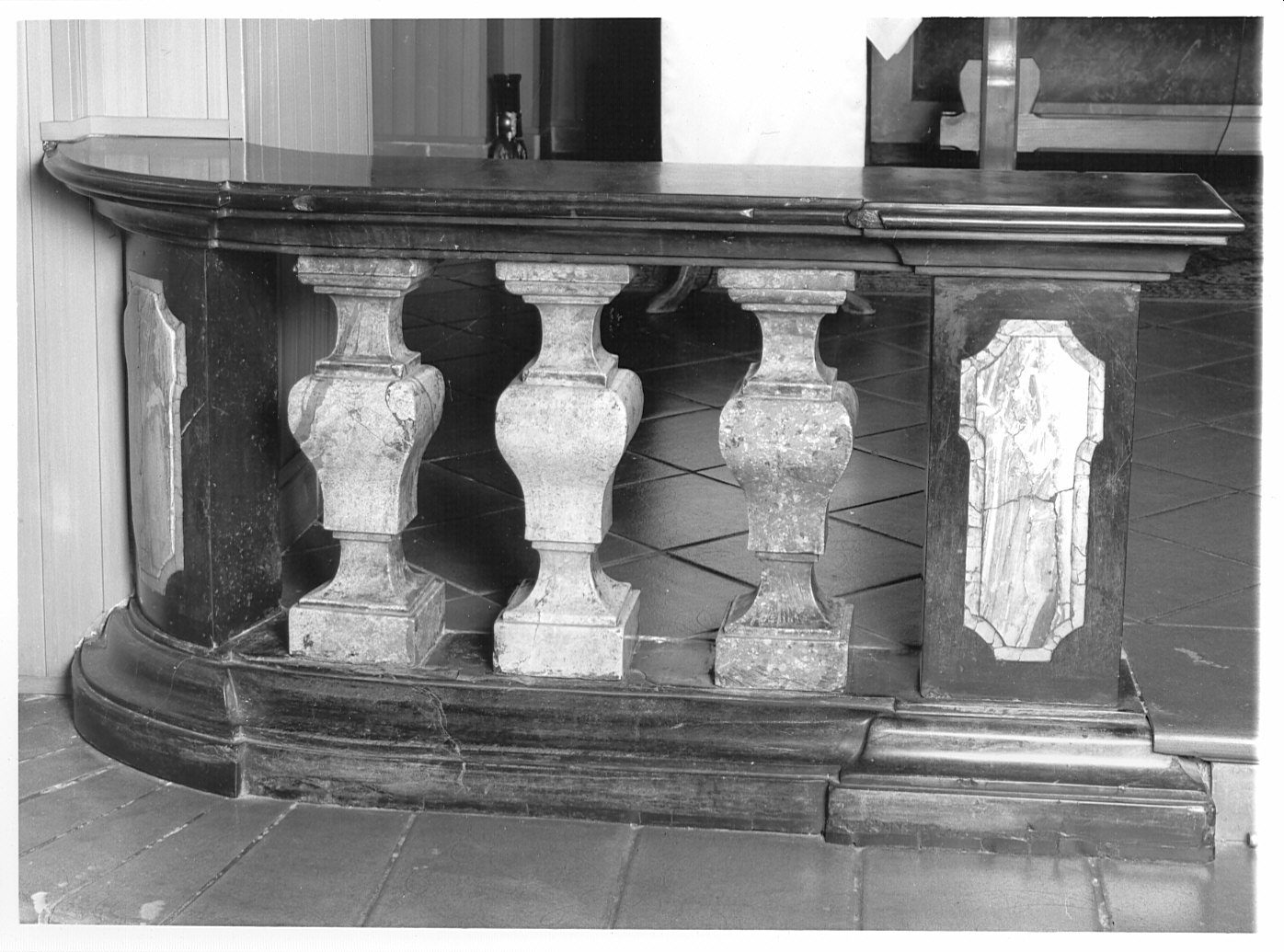 balaustrata - bottega lombarda (sec. XVIII)