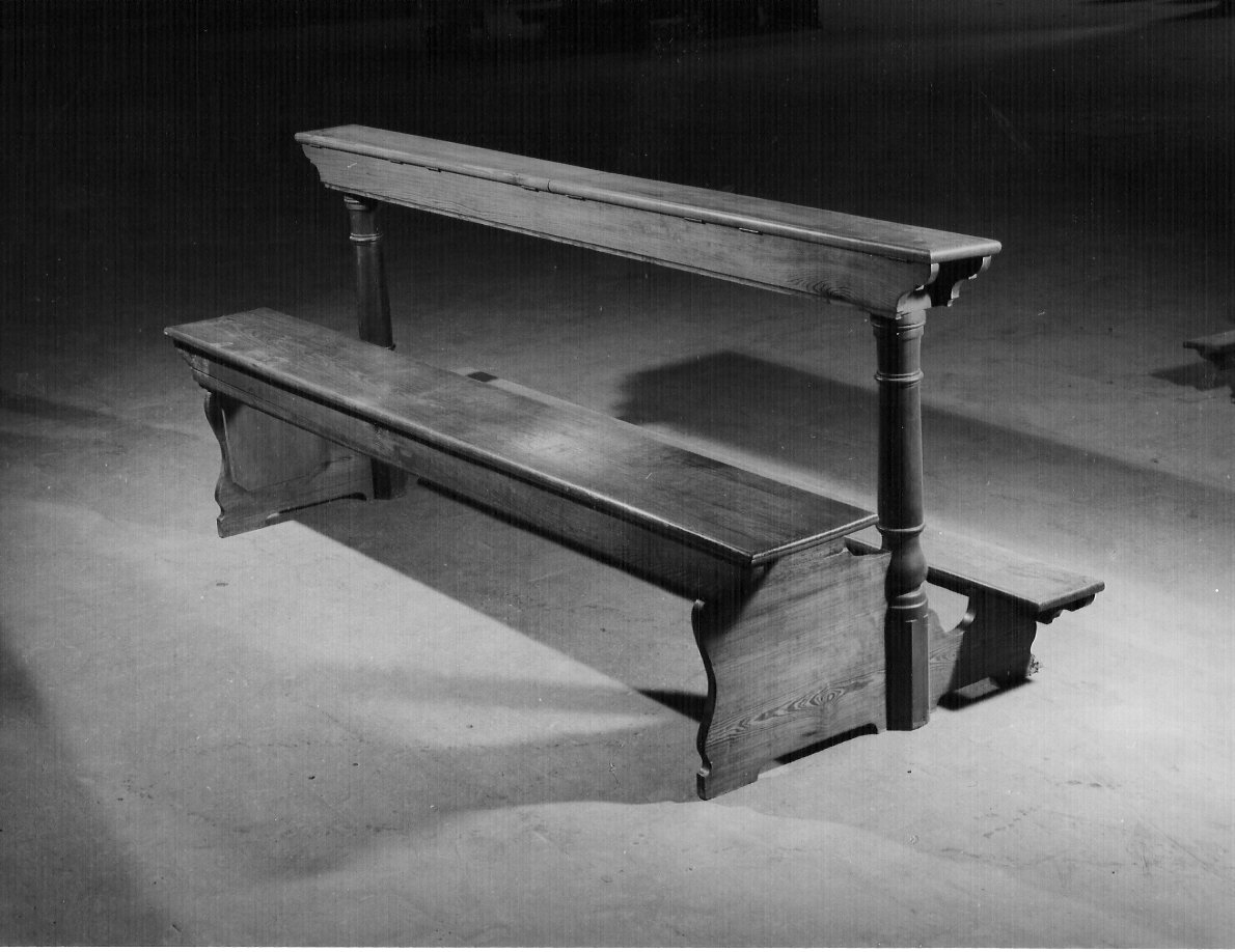 panca con inginocchiatoio, serie - bottega lombarda (inizio sec. XIX)