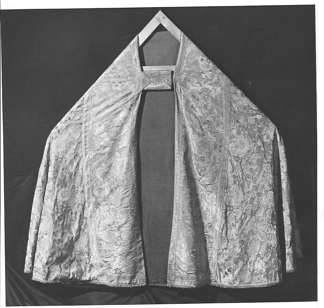 piviale, opera isolata - manifattura lombarda (metà sec. XVIII)