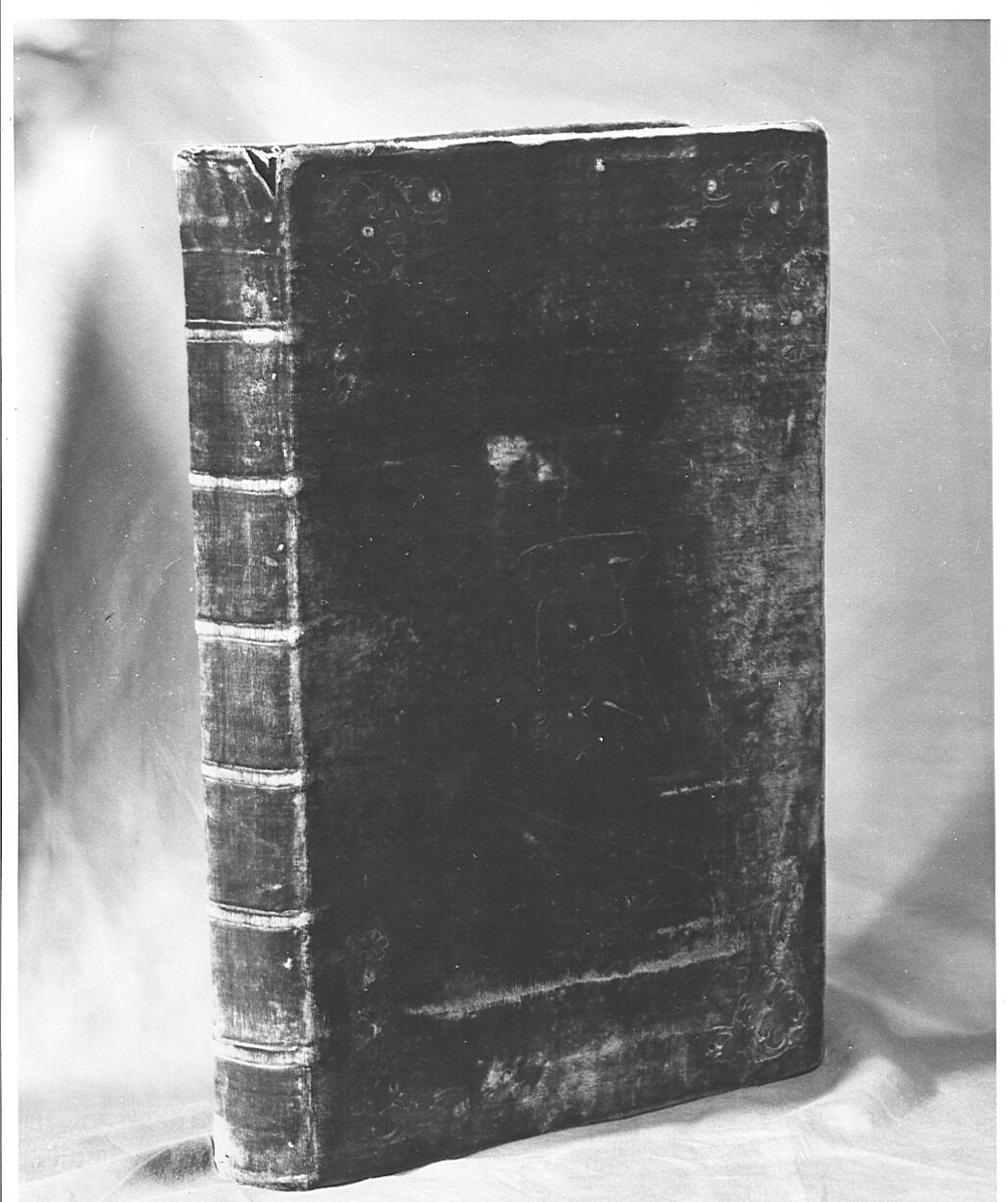 coperta di libro liturgico, opera isolata - bottega lombarda (sec. XVIII)