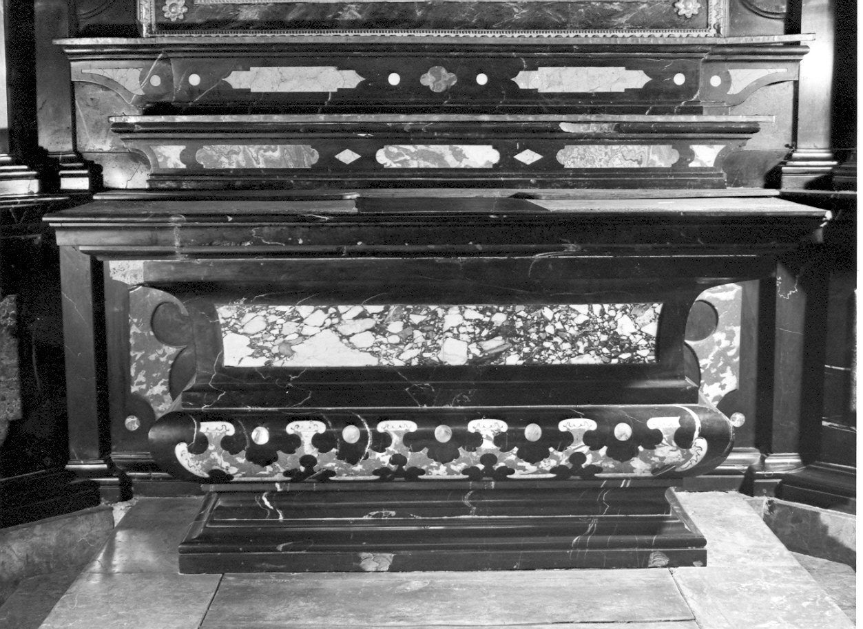 mensa d'altare, elemento d'insieme - ambito lombardo (sec. XVIII)