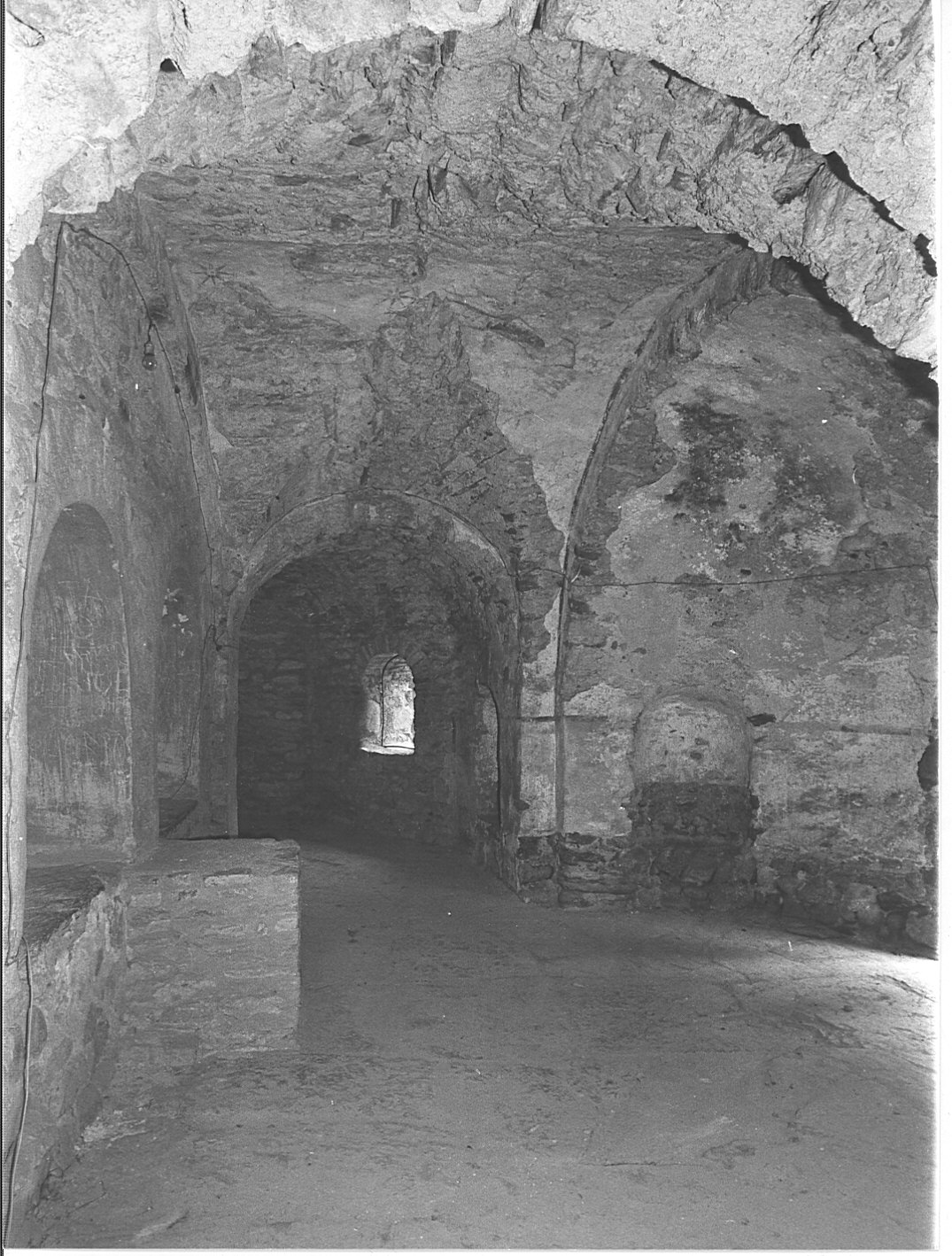 dipinto, frammento - ambito lombardo (secondo quarto sec. XI)