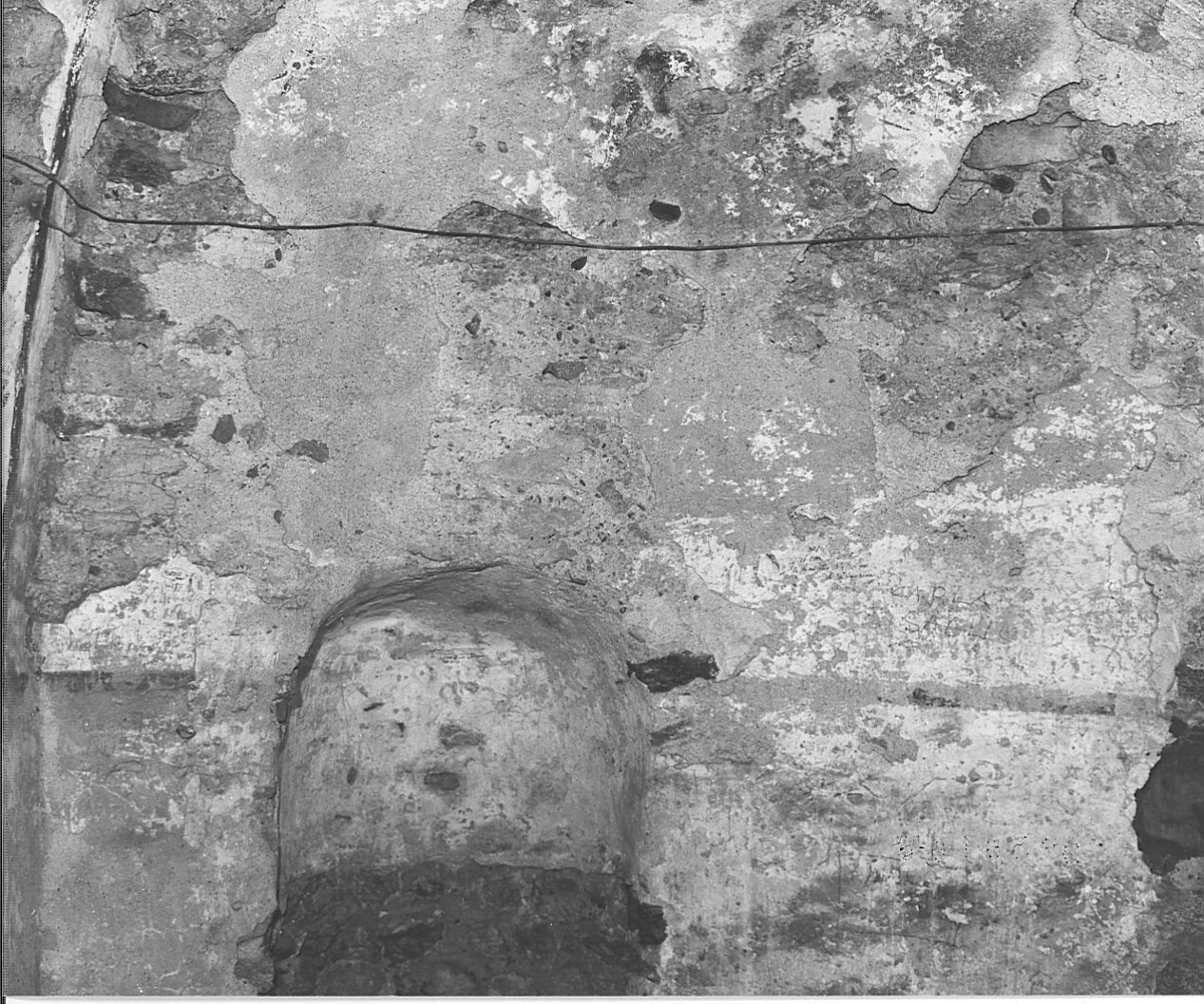 dipinto, frammento - ambito lombardo (secondo quarto sec. XI)