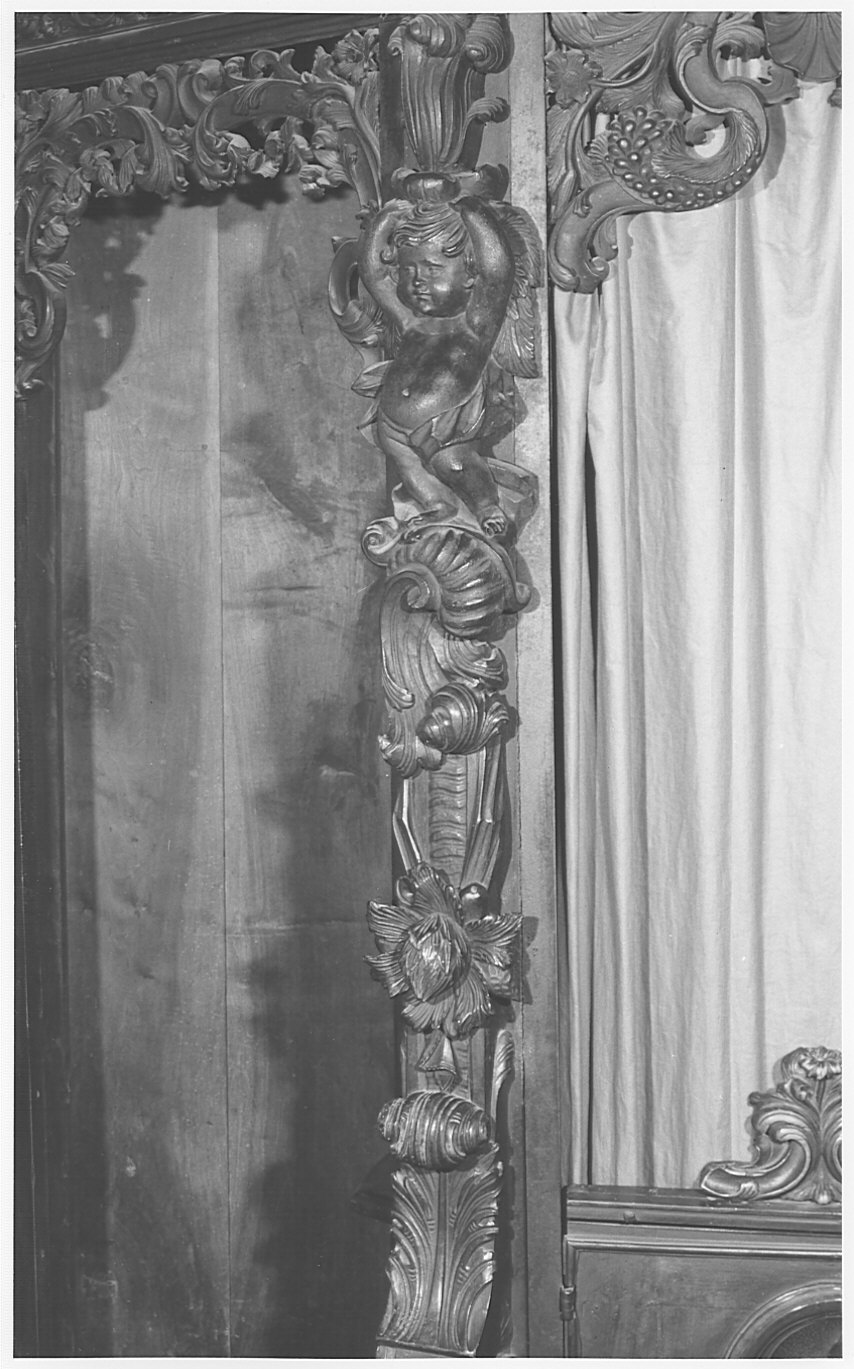 motivi decorativi vegetali/ putto (decorazione a intaglio, elemento d'insieme) - bottega lombarda (sec. XVII)