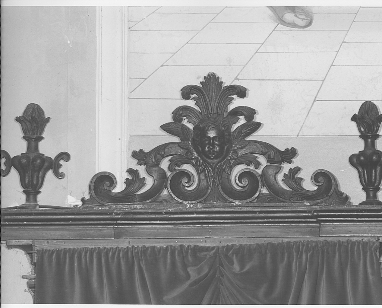 decorazione a intaglio, elemento d'insieme - bottega lombarda (sec. XIX)
