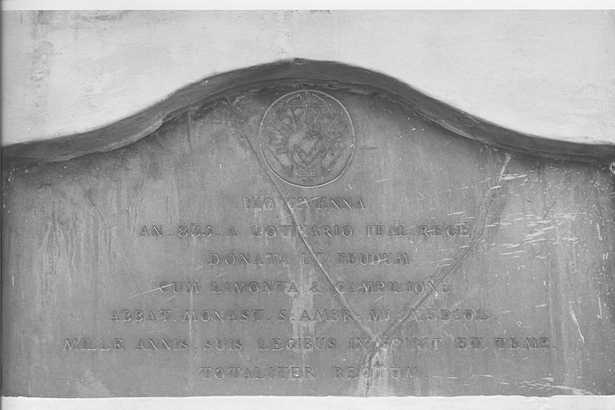 lapide commemorativa, opera isolata - bottega lombarda (sec. XIX)