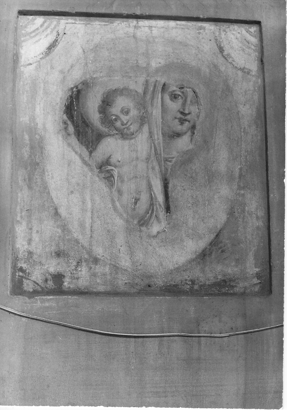 Madonna con Bambino (dipinto murale, opera isolata) - ambito lombardo (sec. XVII)