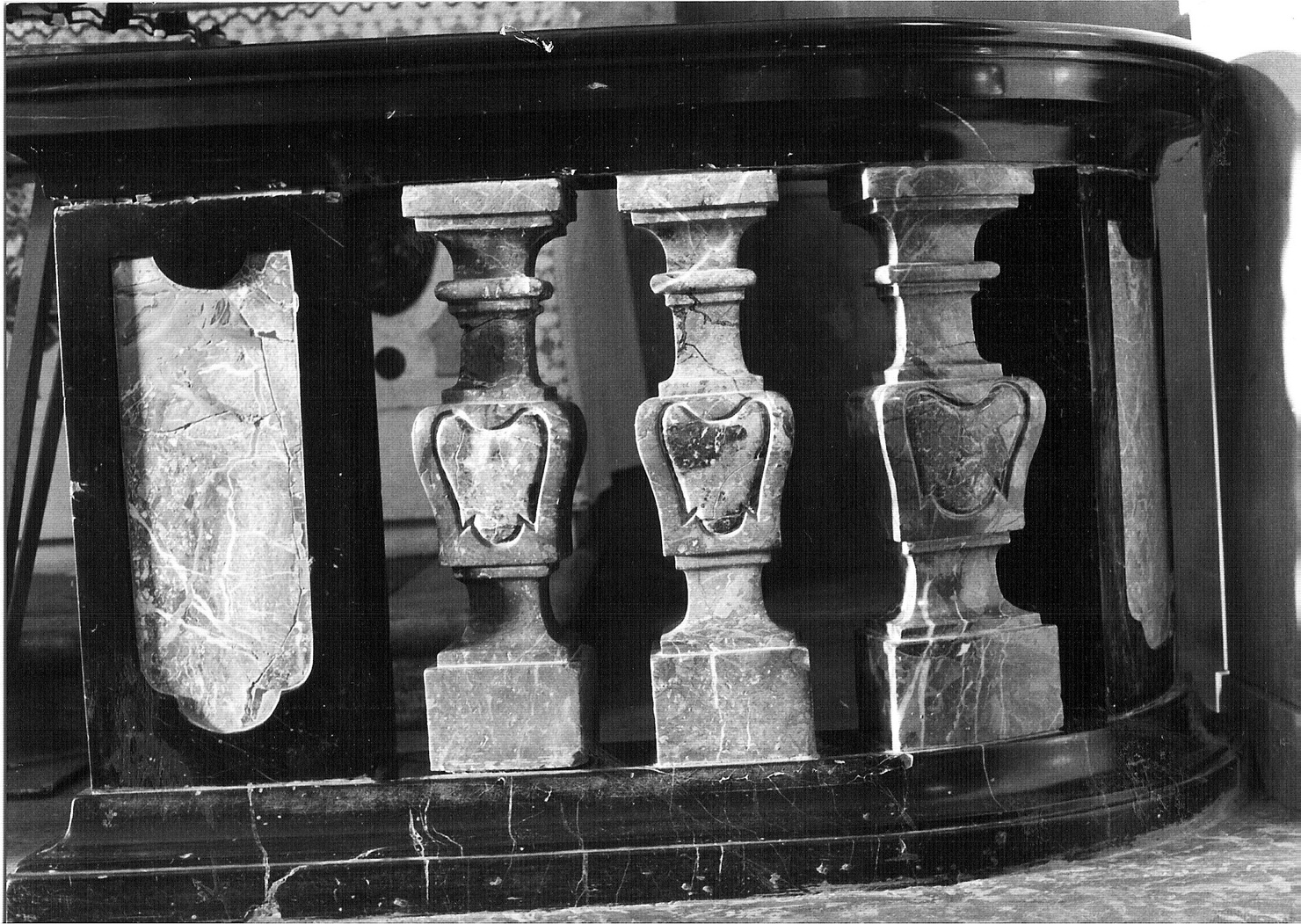 balaustrata, opera isolata - bottega lombarda (fine/inizio secc. XVIII/ XIX)