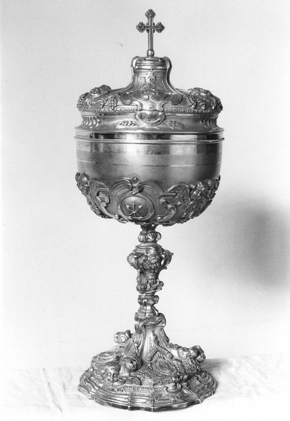 pisside, opera isolata - bottega lombarda (sec. XX)