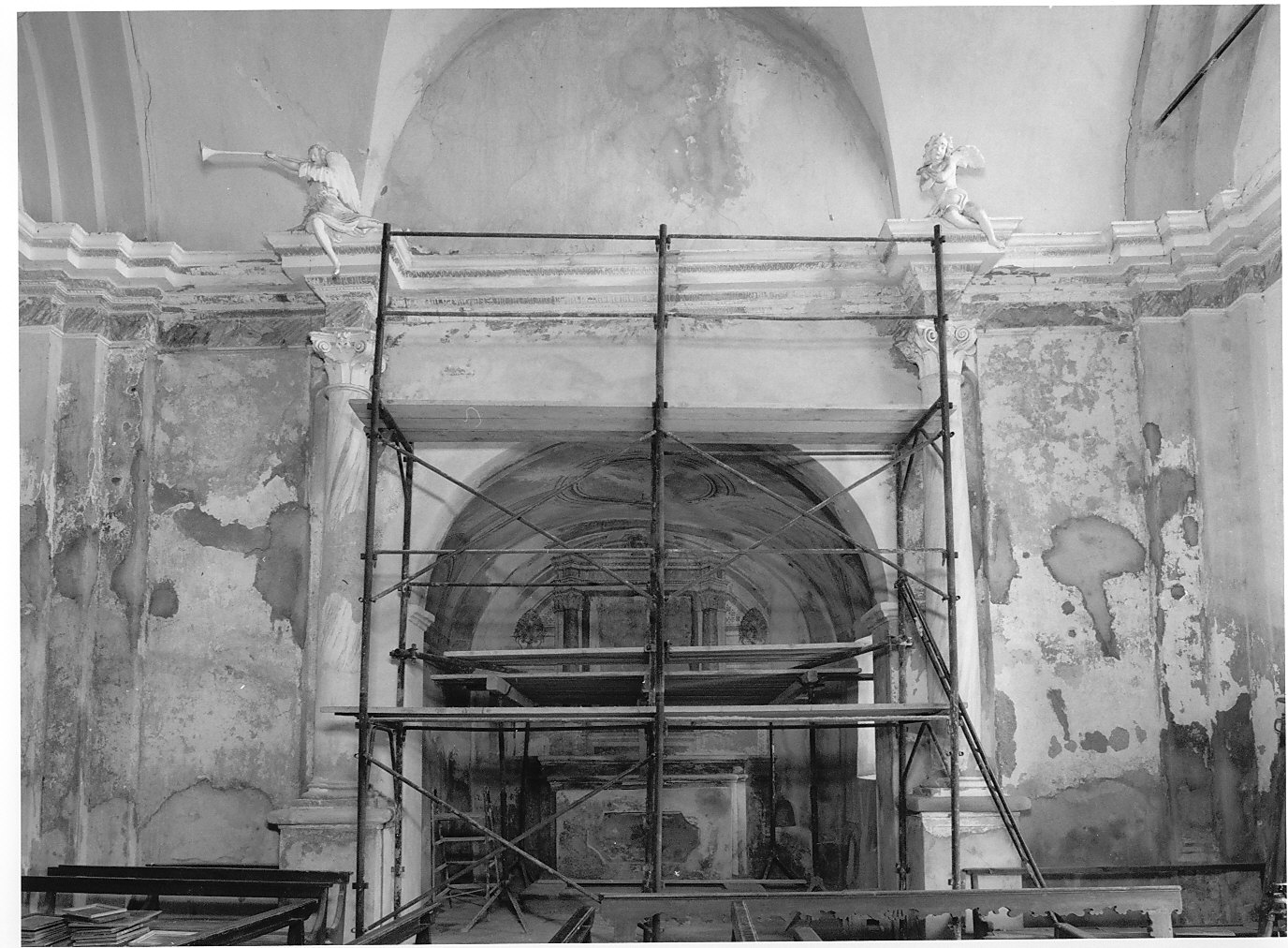 angeli (decorazione plastico-pittorica, opera isolata) - bottega lombarda (ultimo quarto sec. XVII)