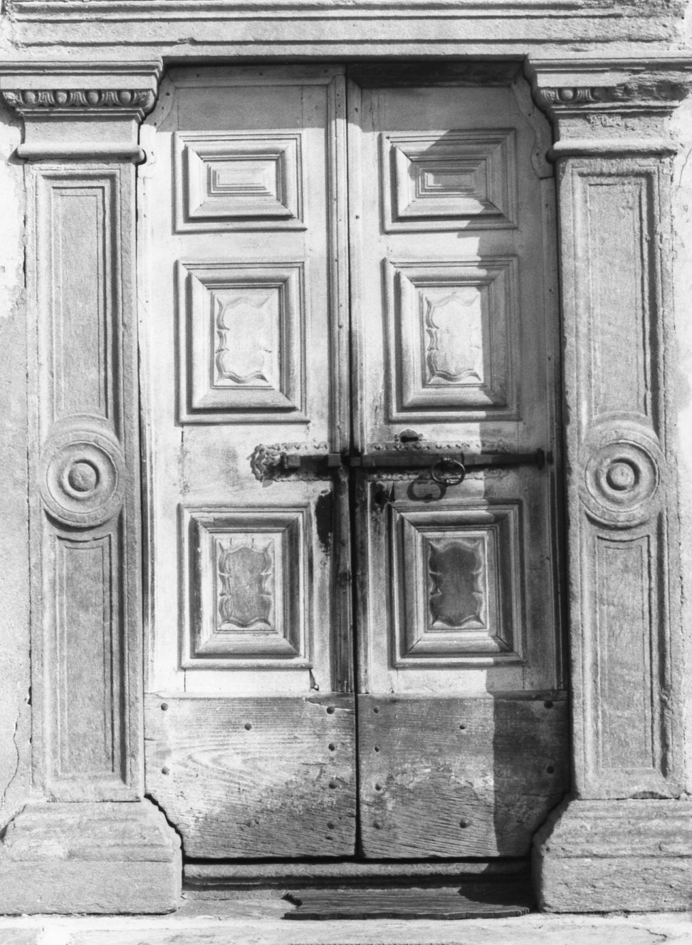 porta - a due battenti, coppia - ambito valtellinese (sec. XVIII)
