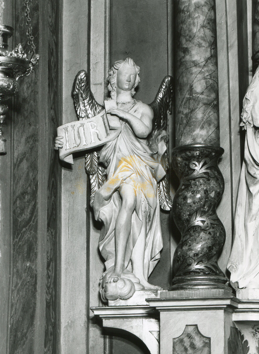 angelo con cartiglio (statua, elemento d'insieme) - ambito valtellinese (sec. XVIII)