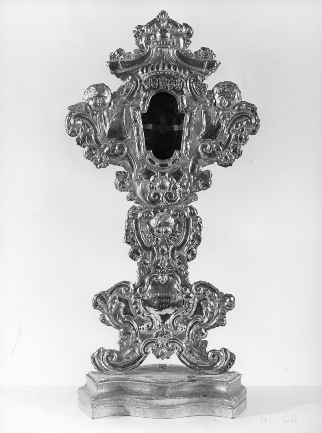 reliquiario - a ostensorio, serie - bottega Italia centrale (sec. XVIII)
