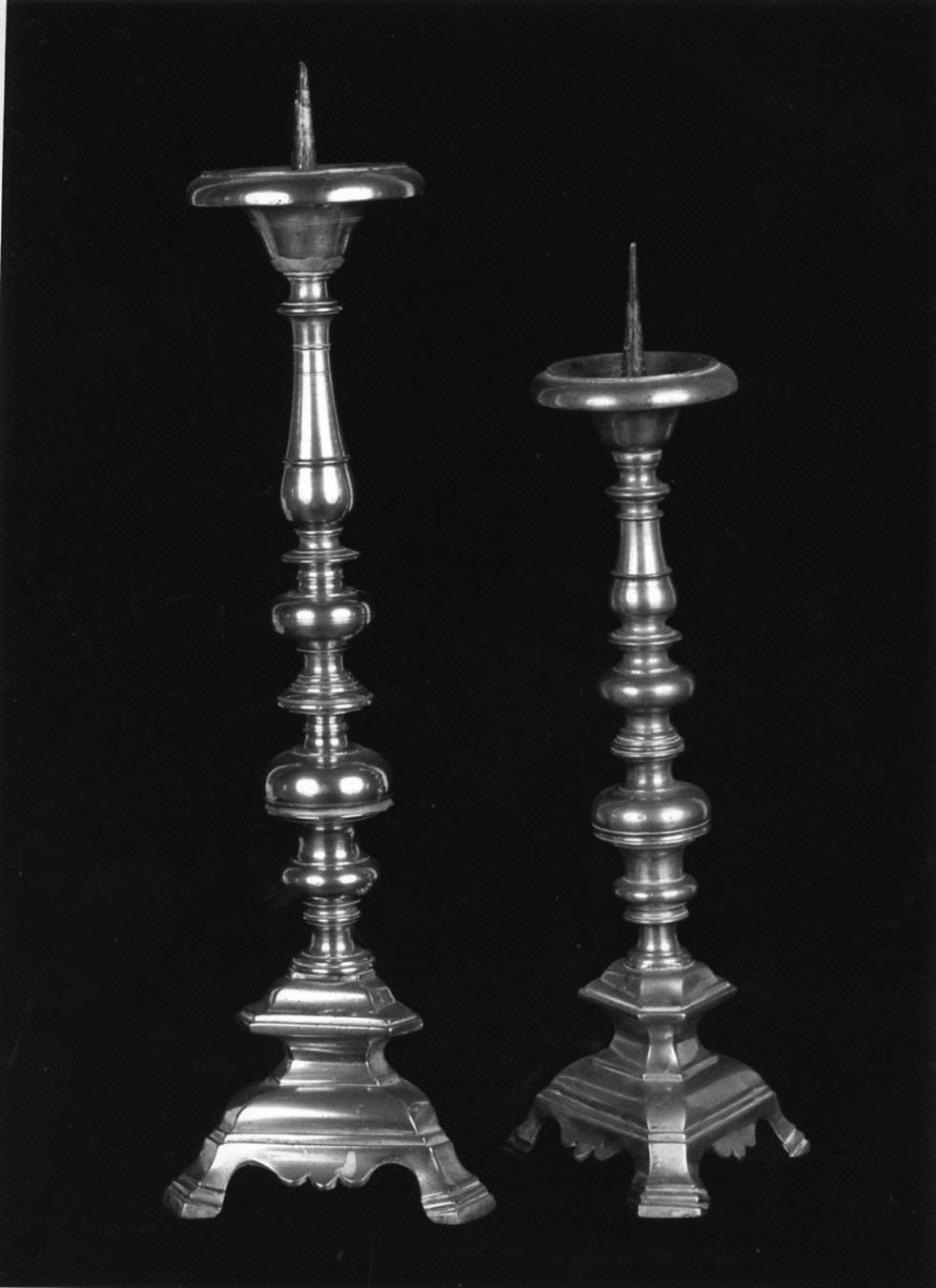 candeliere, serie - bottega lombarda (sec. XVIII)