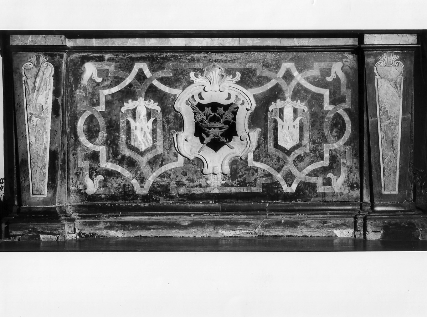 paliotto, elemento d'insieme - bottega lombarda (sec. XVIII)