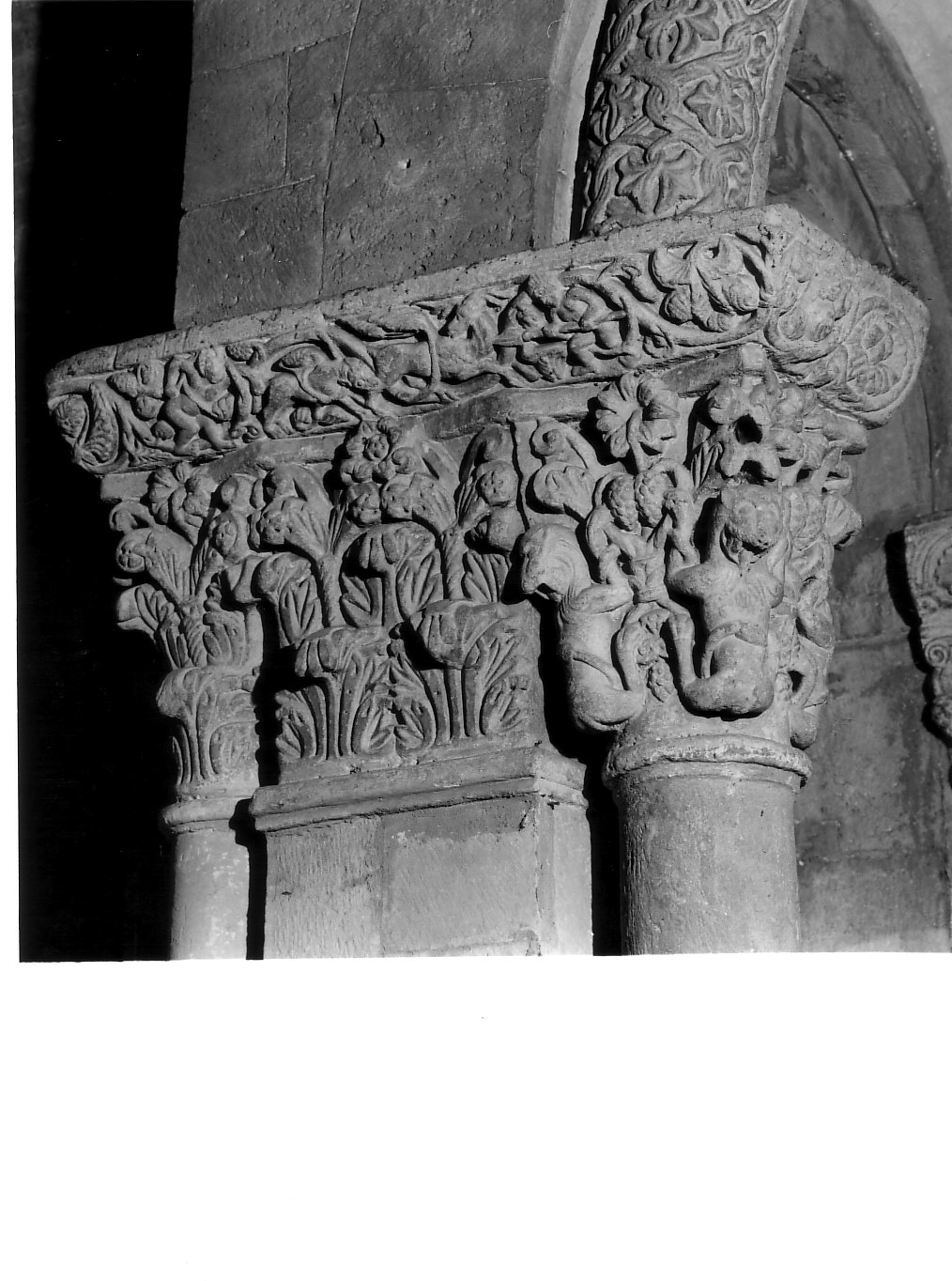 capitello - bottega lombarda (sec. XII)