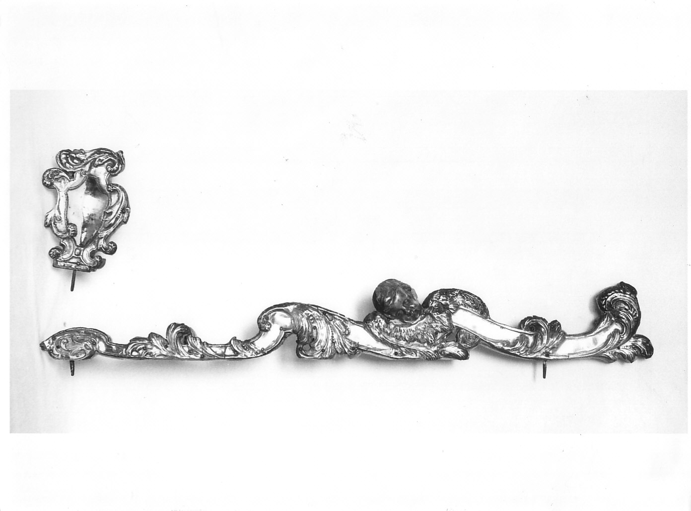 cornice, frammento - bottega lombarda (sec. XVIII)