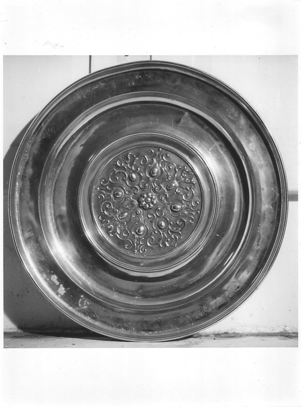 piatto per elemosine, opera isolata - bottega lombarda (sec. XIX)