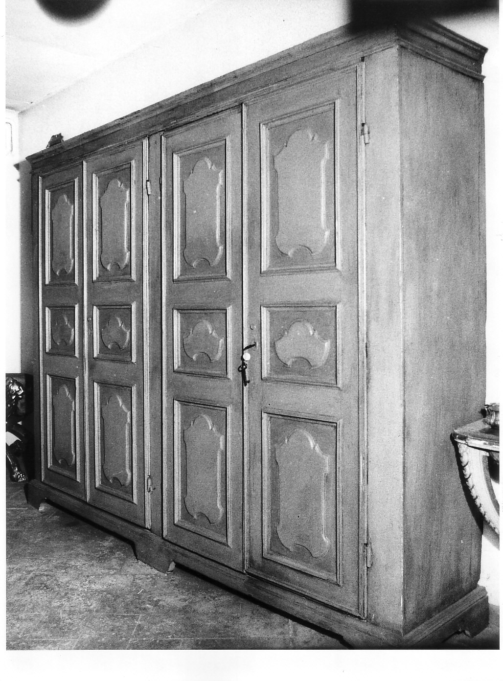 armadio da sacrestia, opera isolata - bottega lombarda (sec. XVII)