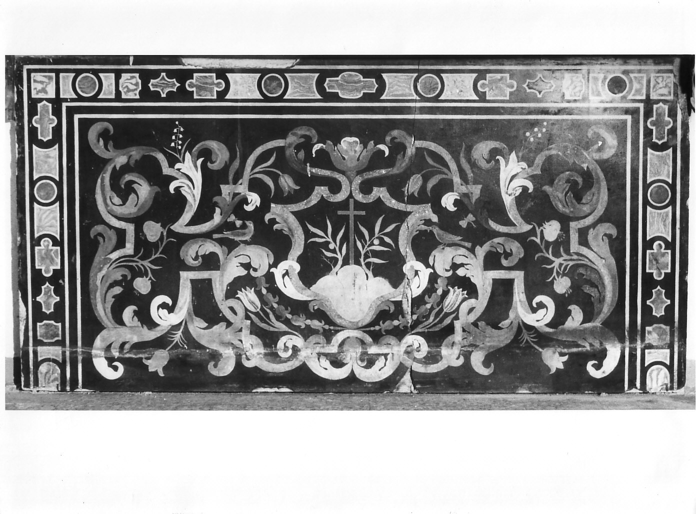 paliotto, opera isolata - bottega lombarda (inizio sec. XVIII)