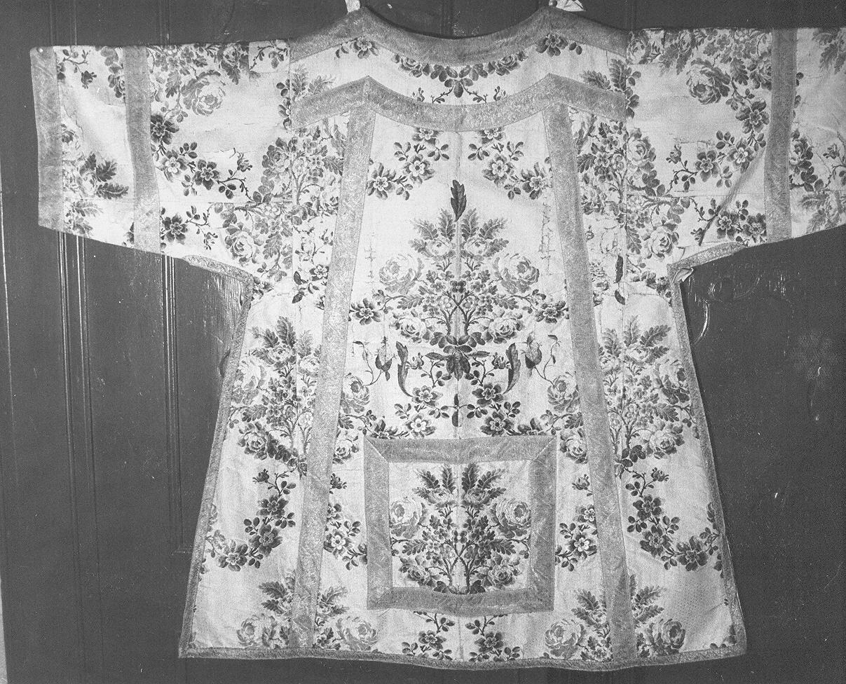 paramento liturgico, insieme - manifattura lombarda (secc. XVIII/ XIX)