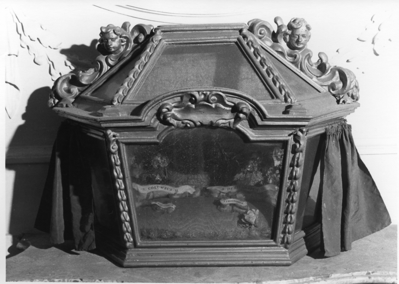 reliquiario a teca - a urna, opera isolata - bottega lombarda (fine/inizio secc. XVII/ XVIII)