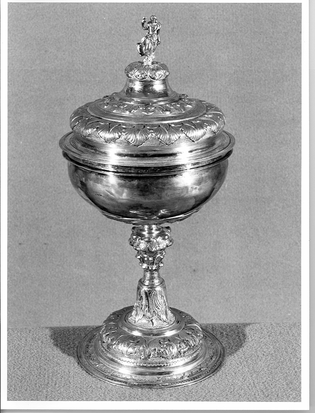 pisside - bottega lombarda (inizio sec. XIX)