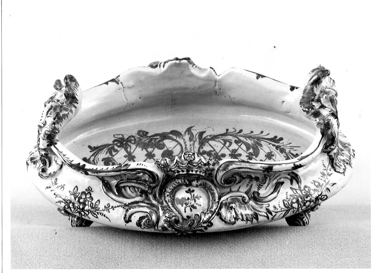 bacile, opera isolata - produzione italiana (fine/inizio secc. XVIII/ XIX)