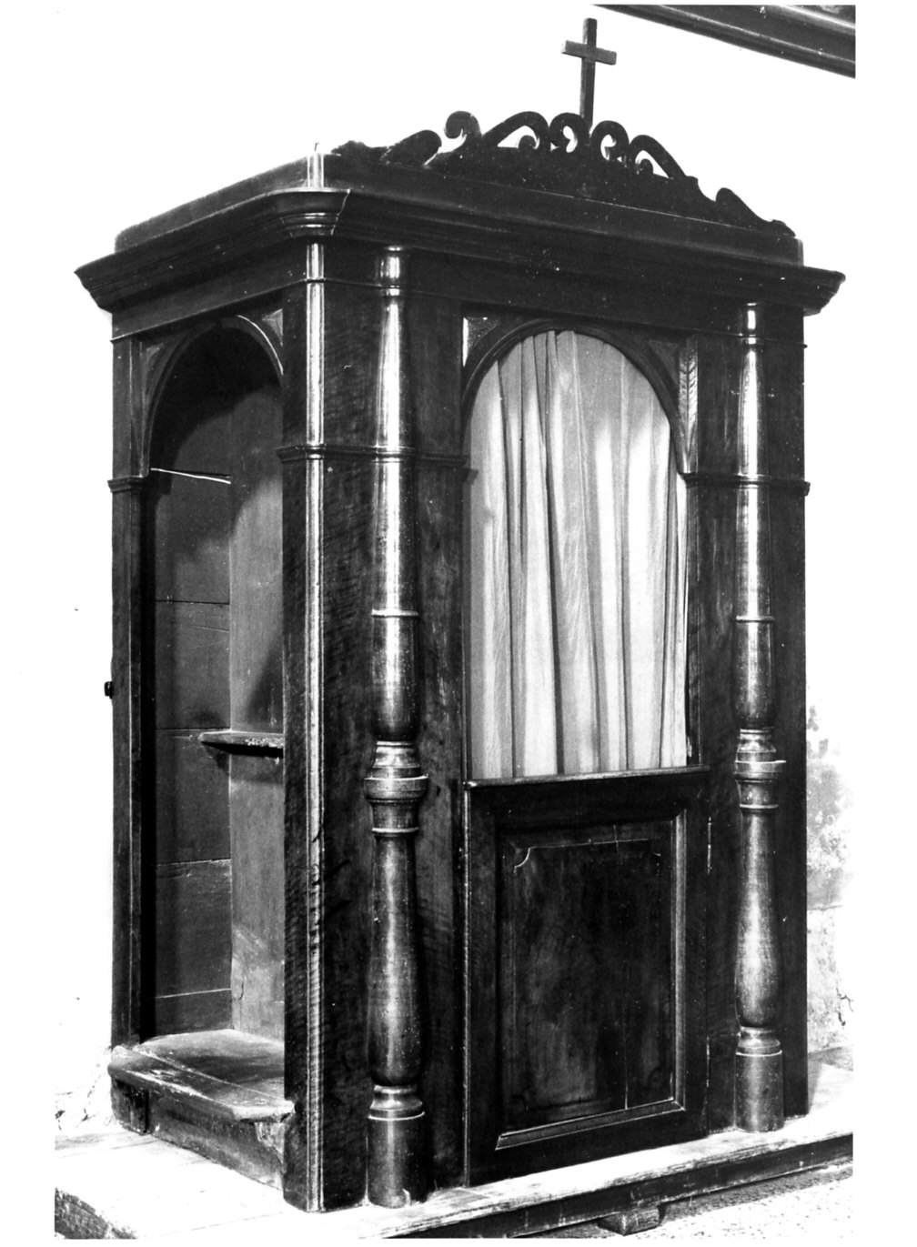 confessionale, opera isolata - bottega italiana (sec. XIX)