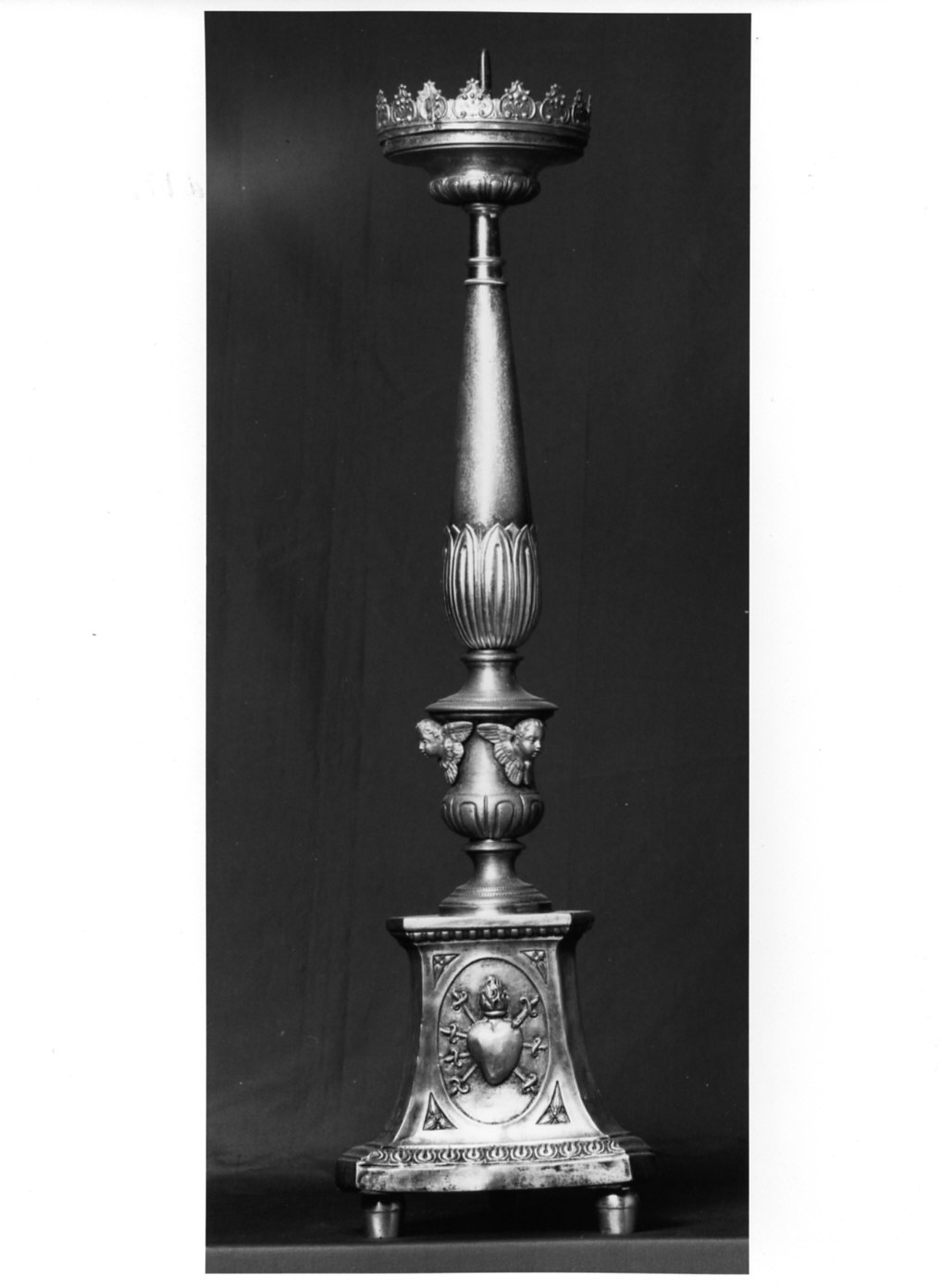 candeliere, serie - bottega italiana (ultimo quarto sec. XIX)