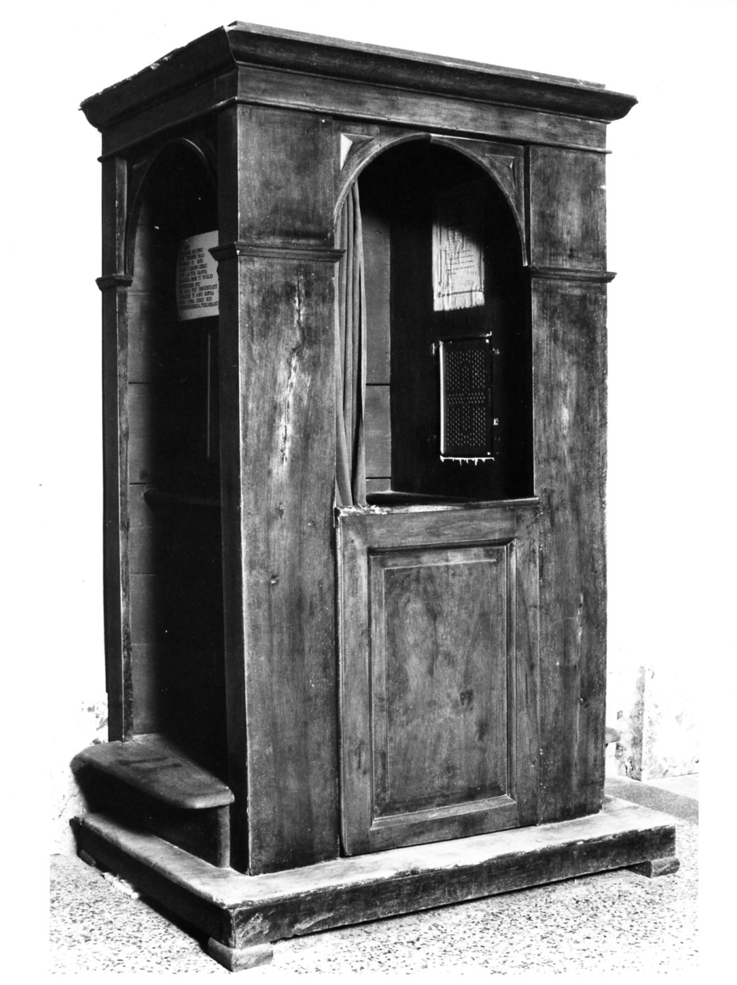 confessionale, opera isolata - bottega italiana (sec. XIX)
