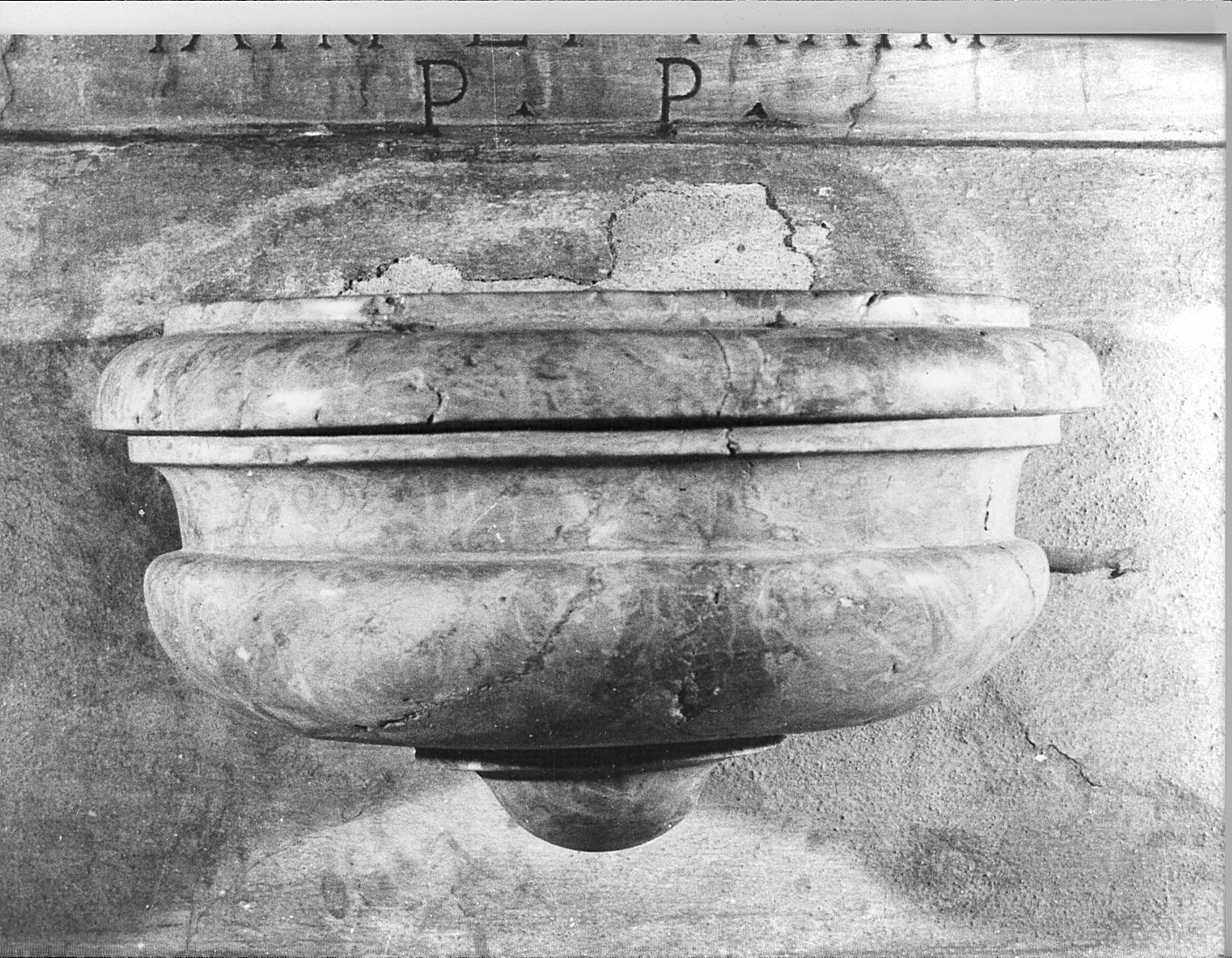 acquasantiera - bottega lombarda (sec. XVIII)