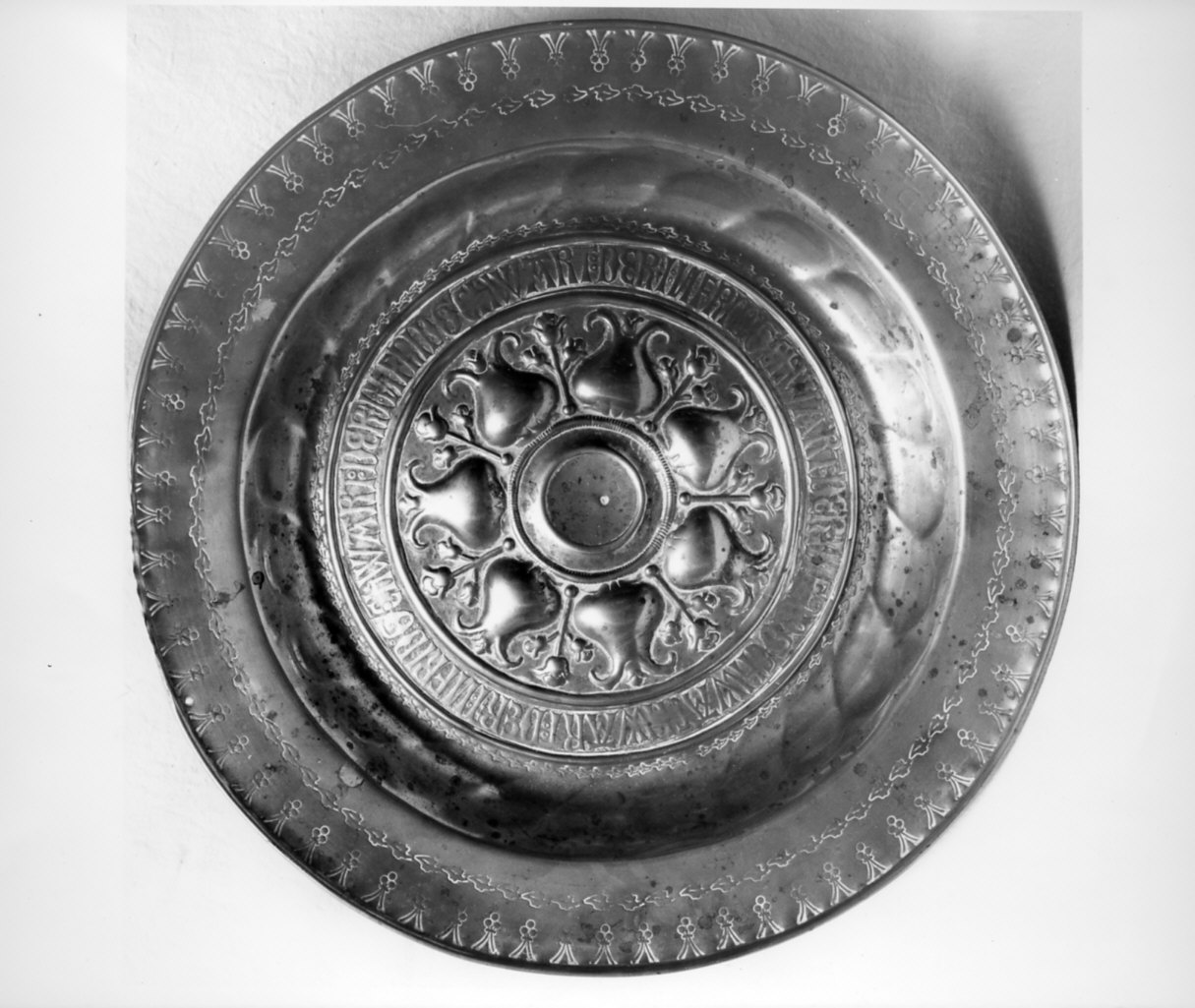 piatto per elemosine, opera isolata - bottega tedesca (sec. XVI)