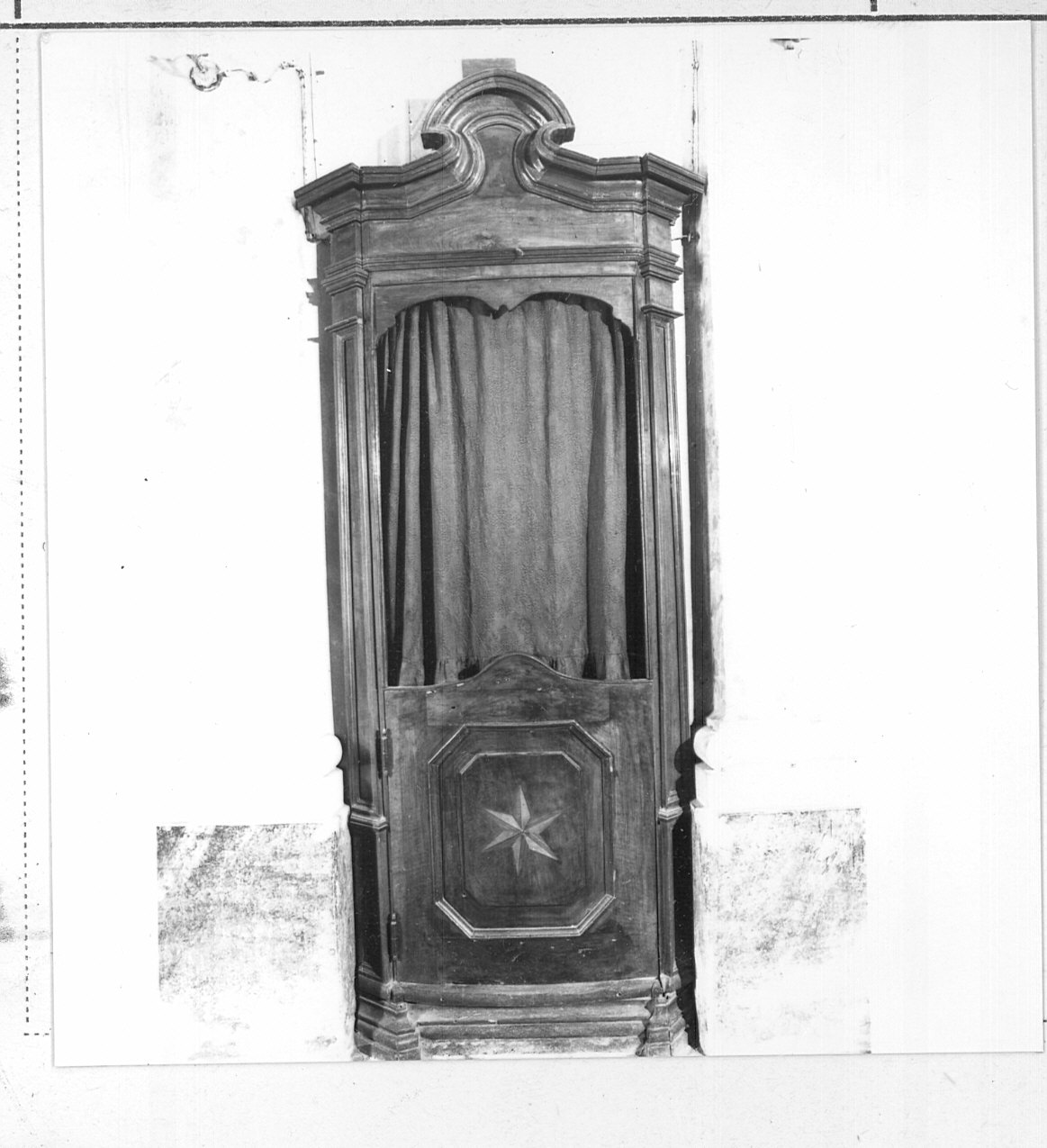 confessionale, coppia - bottega lombarda (sec. XVIII)