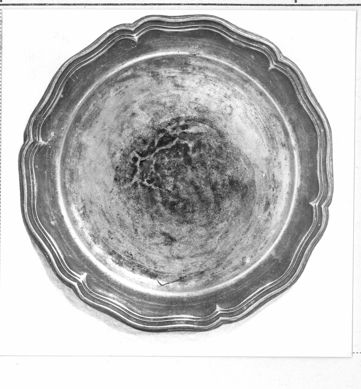 piatto - bottega lombarda (sec. XVIII)