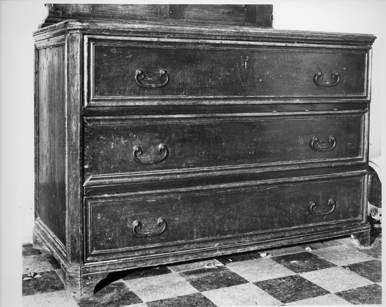 cassettone, opera isolata - bottega lombarda (sec. XVIII)