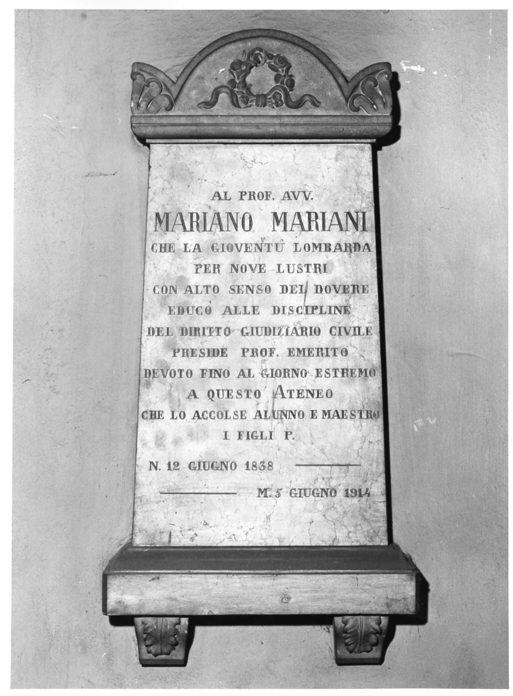 lapide, opera isolata - bottega italiana (sec. XX)