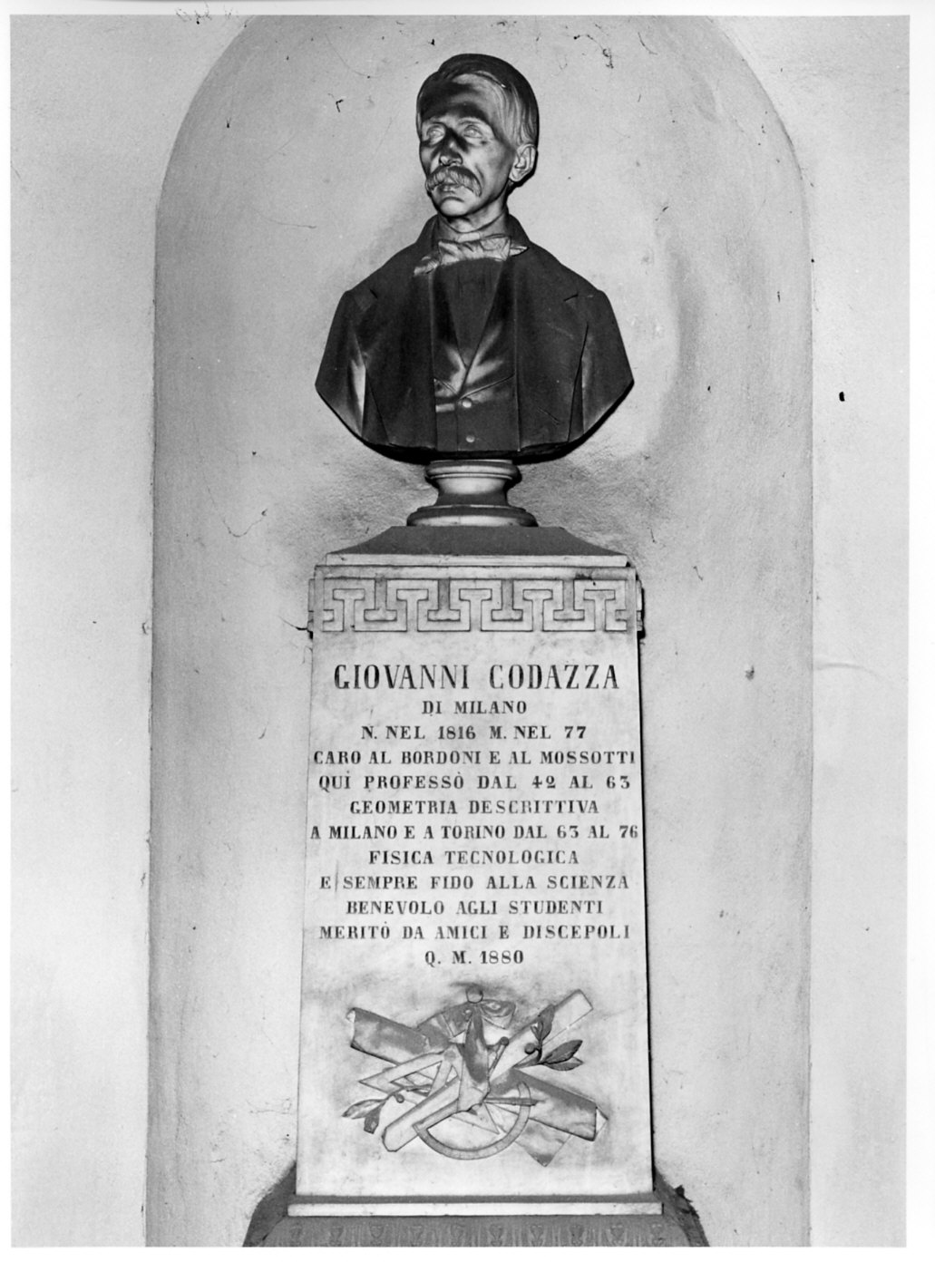 monumento a Giovanni Codazza (monumento commemorativo, opera isolata) - ambito italiano (sec. XIX)
