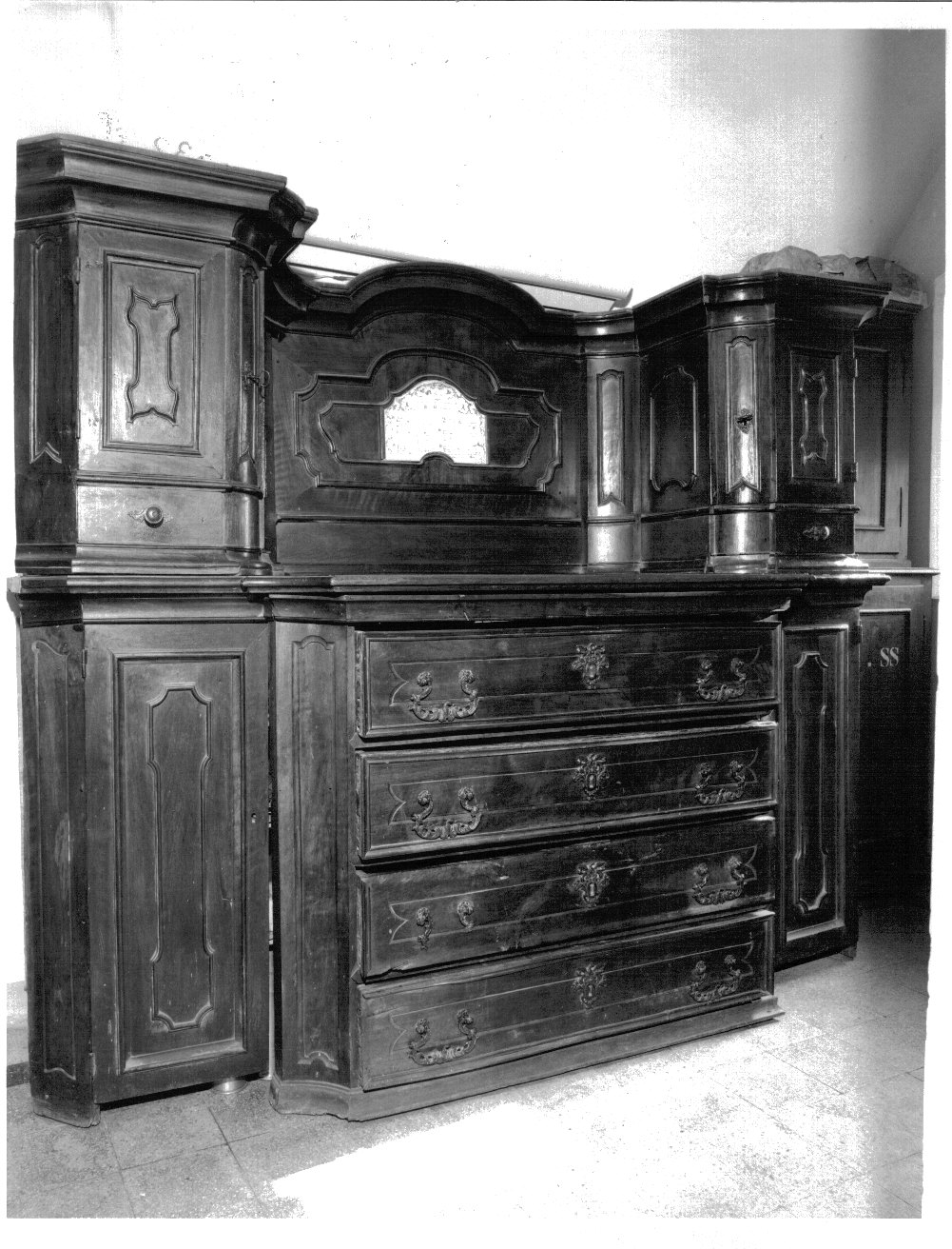 mobile - bottega lombarda (sec. XVIII)